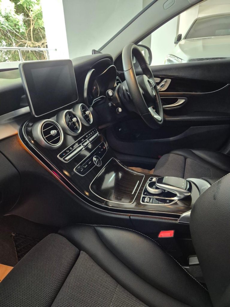 00897dc4 f612 4079 bf03 90860feb517a